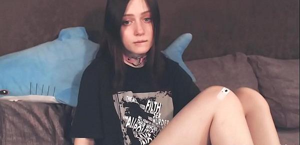  Teen webcam girl masturbate dildo